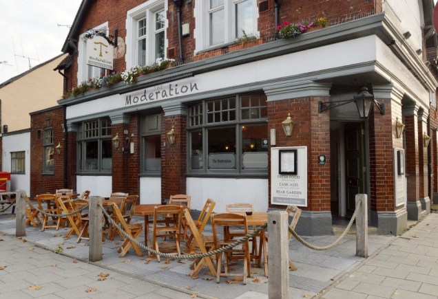 The Moderation - Reading (1)