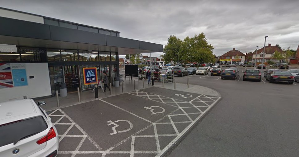 Victoria Cross Reading Hungry Horse Pub (1)