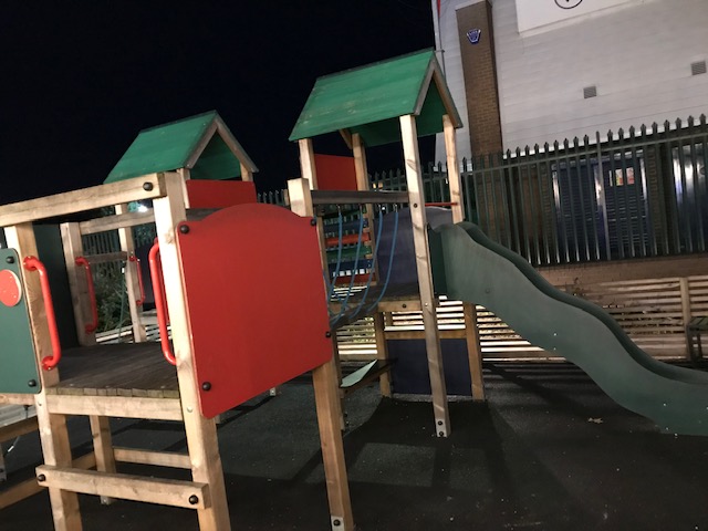 Victoria Cross Reading Hungry Horse Pub (1)